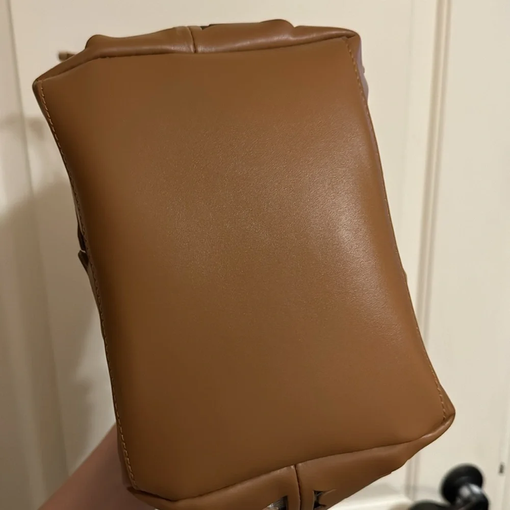 Ted Baker London Florean Flower Laser Cut Tote - Picture 7 of 12